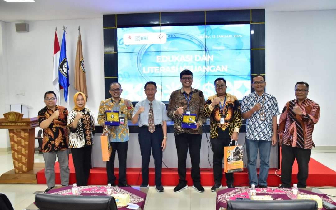 Edukasi dan Literasi Keuangan untuk Dosen dan Tenaga Kependidikan di Lingkungan Sekolah Vokasi