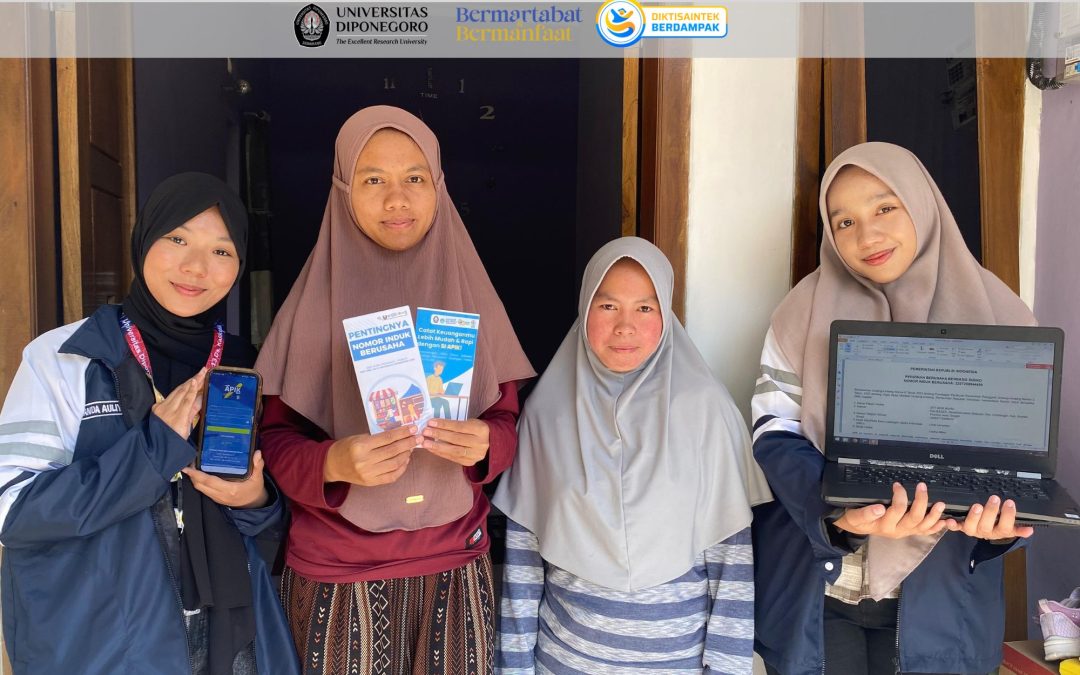 Encouraging Kalikesek MSMEs to Go Digital, IDBU Thematic KKN UNDIP Students Assist with Digital Financial Recording Through the SI APIK Application